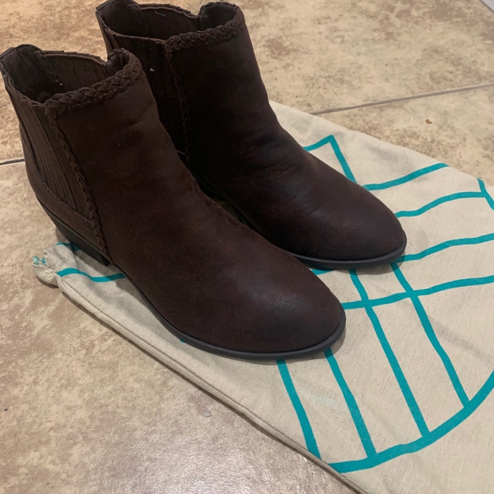 Brown booties - Picture 4 of 6